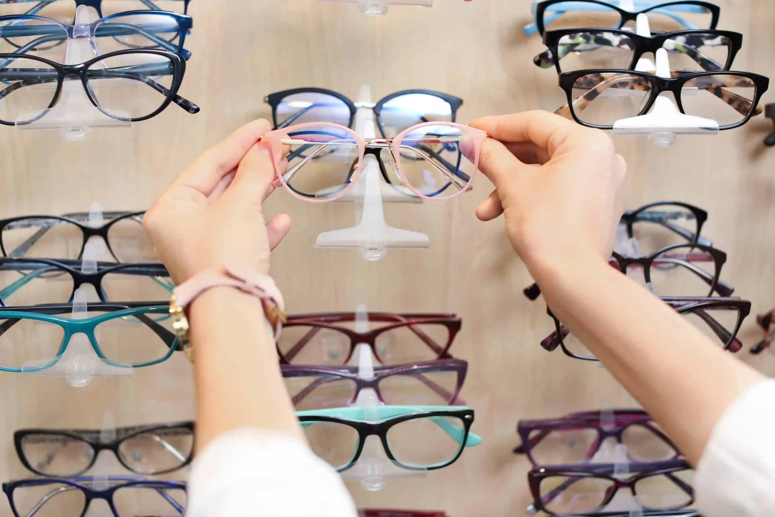Dioptrijske naočale akcija – cijena i gdje kupiti
